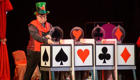 Иллюзионный спектакль «Алиса в стране чудес», Заполярный