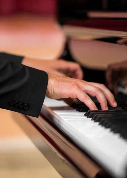 Концерт «Песен не петь нам нельзя»